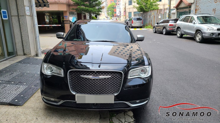  크라이슬러 300c 360'svue 어라운드 뷰 장착 차선변경시 안전하게  변경 경고를 주는 BSA장착