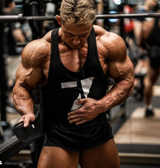 [ ifbb _ pro 김준호 ] 몬스터짐 보디빌딩 스클 김준호 프로님 / 운동법 / 김준호 커리 / 일상생활