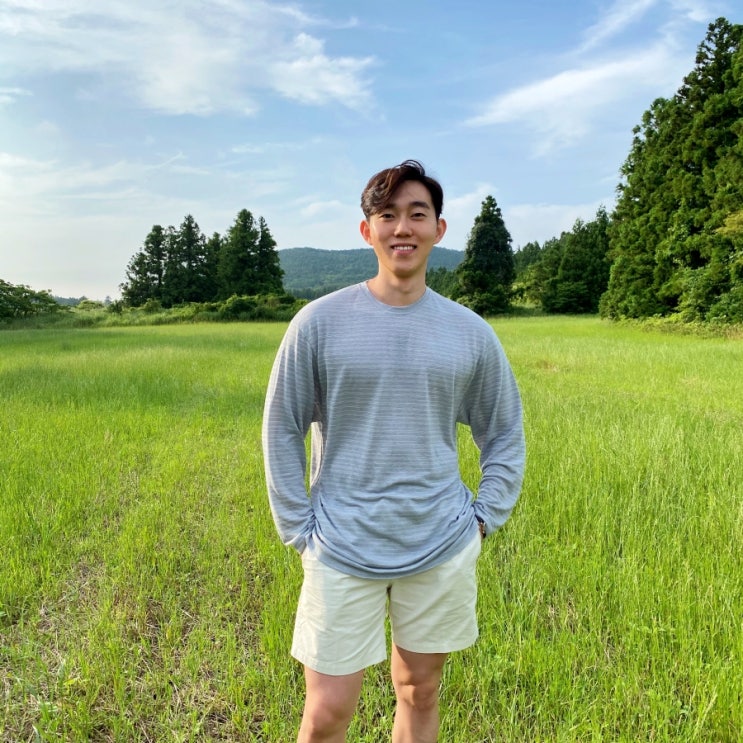  남자 여름코디 린넨 긴팔티셔츠 단가라 스트라이프 패턴이 멋스러워