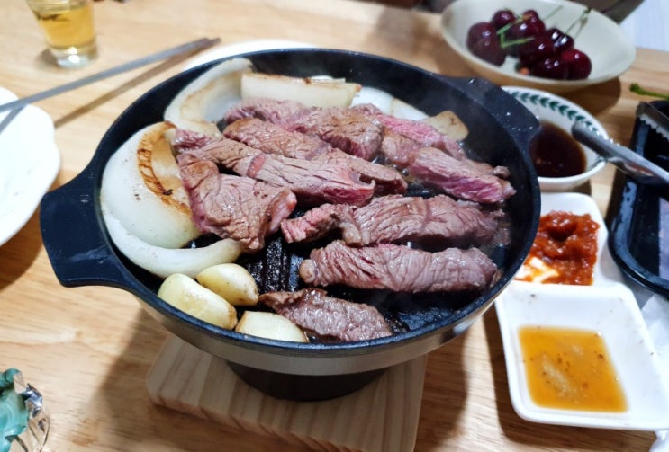  집에서도 고깃집 분위기!소고기 구워먹기 딱 좋은 1인 미니화로