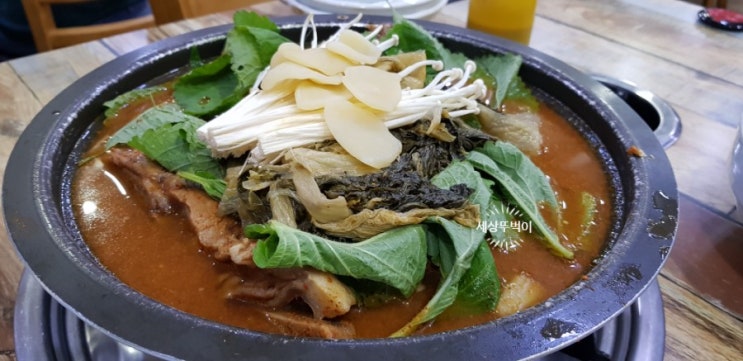  부천 청기와 뼈다귀 해장국 맛있네요