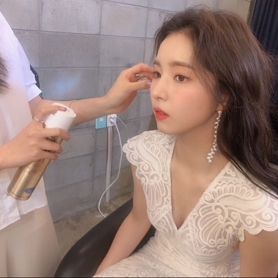  유튜브 라이브한 신세경 여신미모