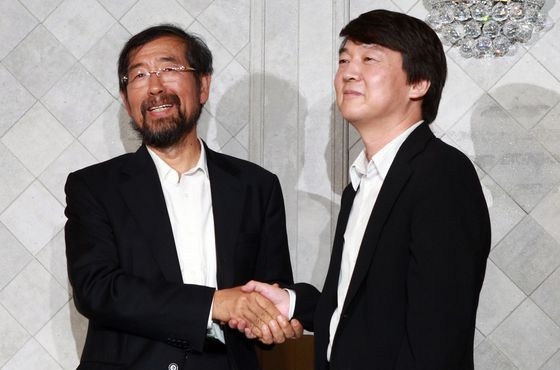 박원순에 시장 양보했던 안철수 "조문 안해…서울시葬 동의못해" 박원순에 시장 양보했던 안철수 "조문 안해…서울시葬 동의못해"