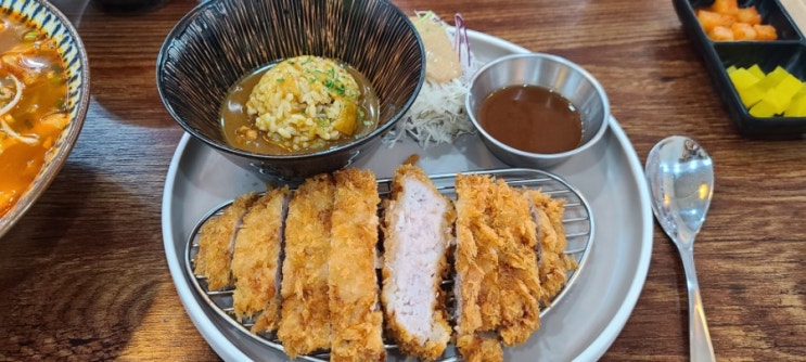  유미당 충주 돈가스 맛집 드디어 가보다!
