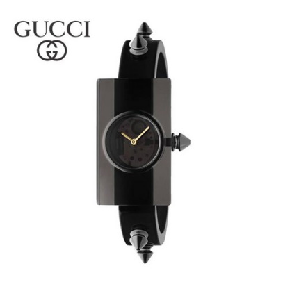  YA143515 구찌 GUCCI 스터드 여성용 글라스 시계