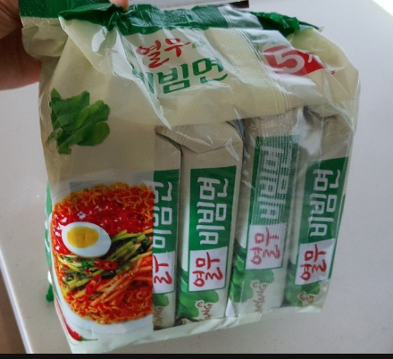  새콤달콤한 원조 삼양열무비빔면