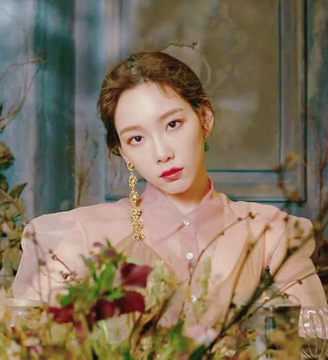  아이돌로지 선정 2019년 인상적인 가사