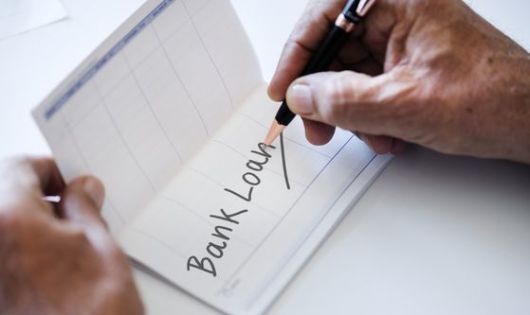 은행서 투자상품 샀다가 노후자금 날린 日고령자 은행서 투자상품 샀다가 노후자금 날린 日고령자