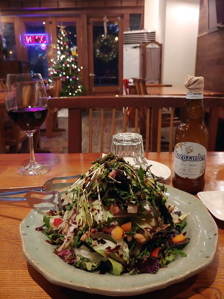  용산 문배동 아크로타워 삼각지역 남영역 이탈리안 레스토랑 맛집 시저 Caesar 피자 샐러드 와인 수제 DIY 리본 만들기 주상복합 아파트 상가