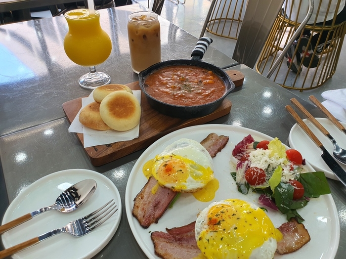  포항 두호동 영일대 맛집 브런치카페 메이25