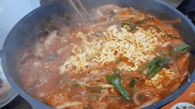  수원정자동부대찌개 포장 후기 수원정자동맛집 맞네요