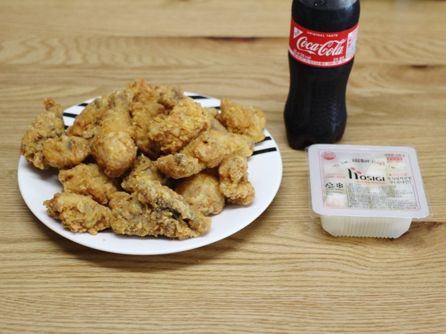 호식이두마리치킨 소하점 사진 5
