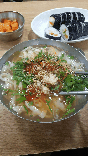  [서면] 백종원 3대 천왕 맛집 기장손칼국수 내돈내산 혼밥(칼국수+김밥)