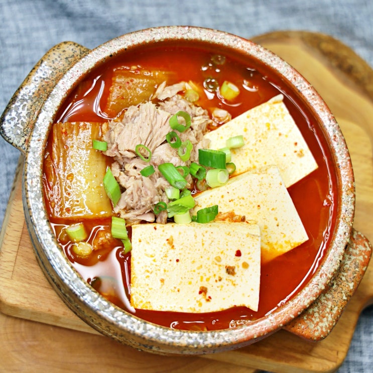  [김치찌개 맛있게 끓이는법]칼칼한 참치김치찌개 레시피