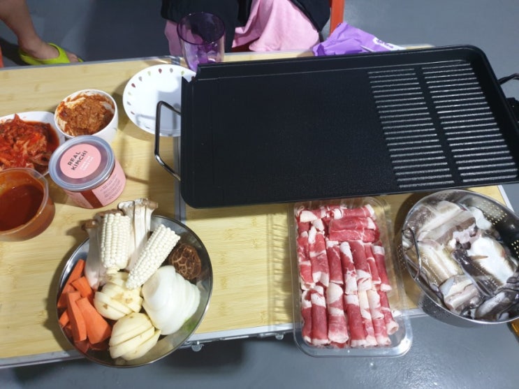  마당캠핑장 통영장어구이 차돌박이구이