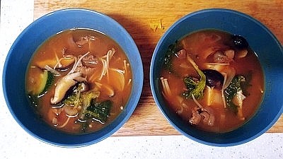  봄의 대표 식재료 향긋항 냉이된장국을 끓여보았습니다. 냉이된장국 만들기, 냉이골뱅이된장국