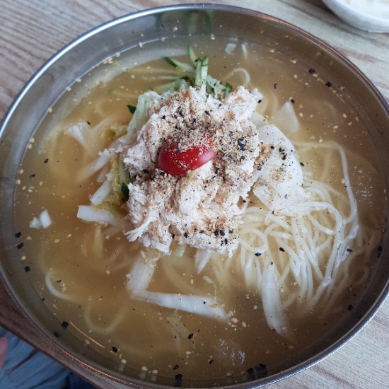  할머니 팔순잔치로 다같이 충청도 여행을 떠나용