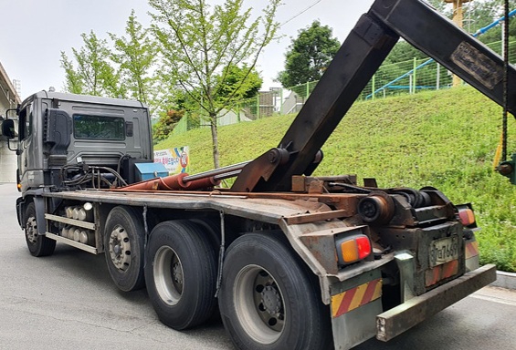  원쓰리 암롤트럭모음 중고 암롤트럭 10년식 3대를  포스팅해봅니다 귀하디귀한 중고암롤입니다