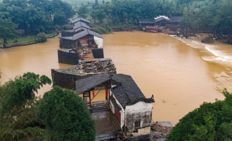 심각한 피해를 주는 홍수 폭우, 중국과 일본 상황