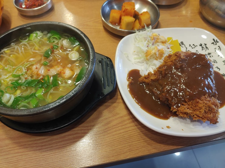강남역 점심 : 전주콩나물해장국, 경양식 수제 돈까스