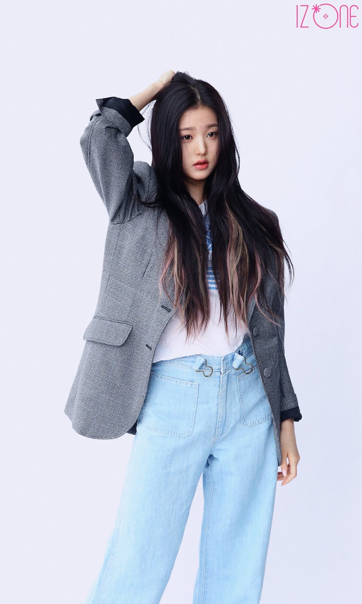 언니美 원영 GQ 화보집 & 우아美 은비,사쿠라,채원 The Star 화보집 촬영 현장 언니美 원영 GQ 화보집 & 우아美 은비,사쿠라,채원 The Star 화보집 촬영 현장