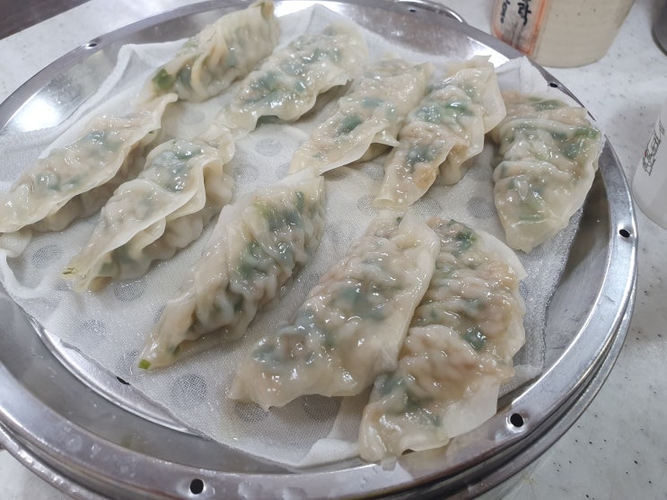 냉모밀도 맛있는 휘경동 놀부만두