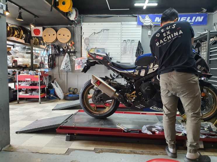  GSX-R1000R 2018 - 도미노 하이스로틀 장착 001