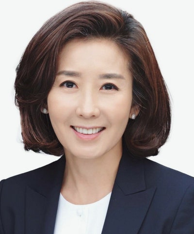 판사출신 나경원 전 의원 나이 프로필 남편은?