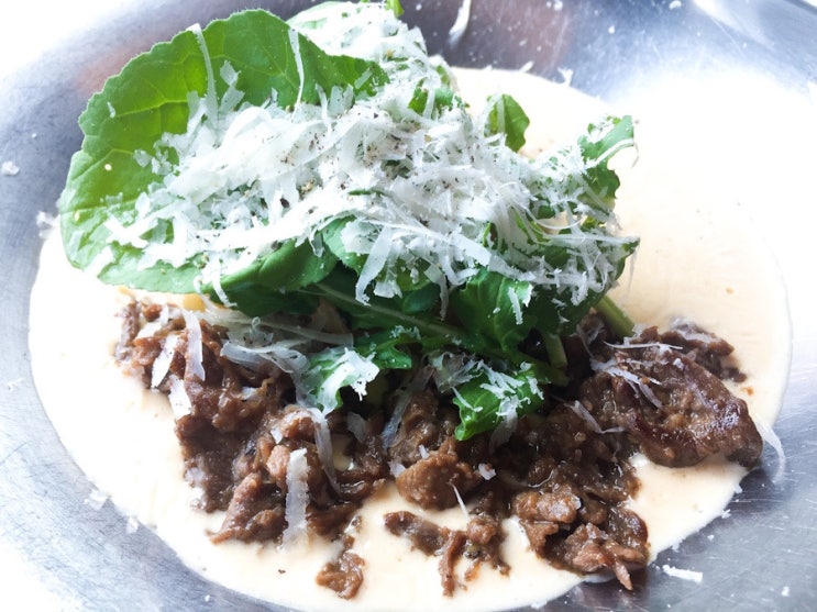  [홍대] 연남동 파스타 맛집 / 문(MOON)에서 크림파스타, 깔조네, 연어 스테이크 얌얌