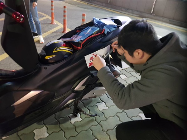 '전투콜' 전선에 선 사람들, 총알이나 치타가 아닙니다. 라이더유니온 박정훈 위원장 인터뷰 '전투콜' 전선에 선 사람들, 총알이나 치타가 아닙니다. 라이더유니온 박정훈 위원장 인터뷰