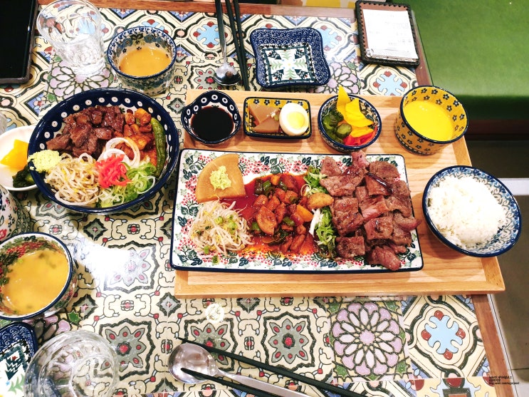 강남역 스테이크 곱창 대창 덮밥 맛집 미도인 데이트 장소 추천