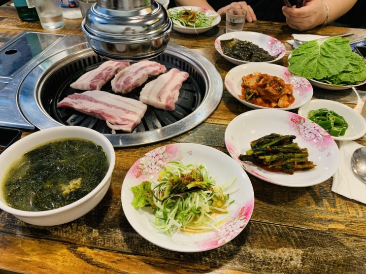  신내동고기집 돈향기 집에서 먹는 삼겹살 땡길때 딱이야