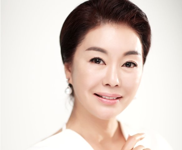 김청 나이 전남편 직업 이혼 사유 이유 배준성 결혼 리즈 키 학력 고향 근황 집안 빚 성형전후 수술 집 몸무게 혈액형 가족관계 데뷔 자녀 젊은시절 드라마 영화 출연작 김청 나이 전남편 직업 이혼 사유 이유 배준성 결혼 리즈 키 학력 고향 근황 집안 빚 성형전후 수술 집 몸무게 혈액형 가족관계 데뷔 자녀 젊은시절 드라마 영화 출연작