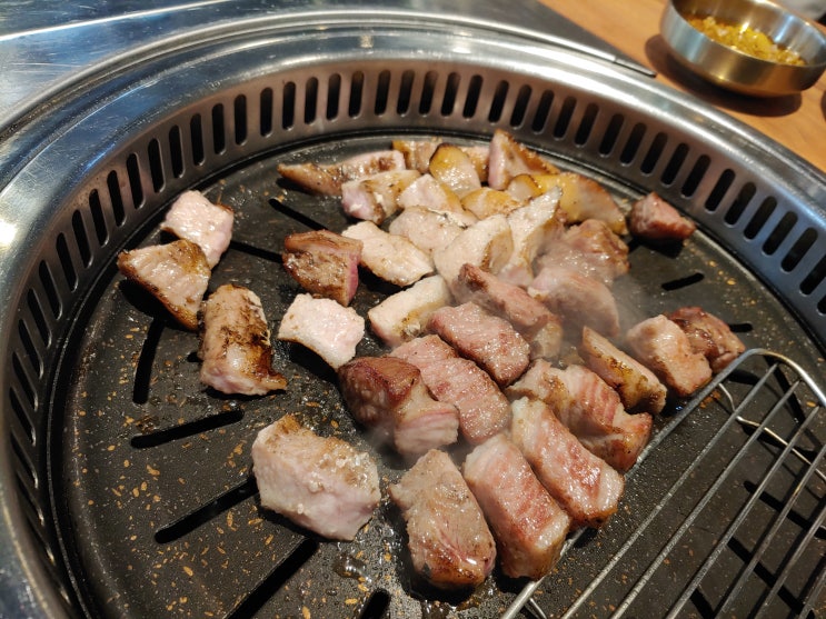  백석동 삼겹살 - 한고집. 솥밥에 게장주는 숙성삼겹맛집