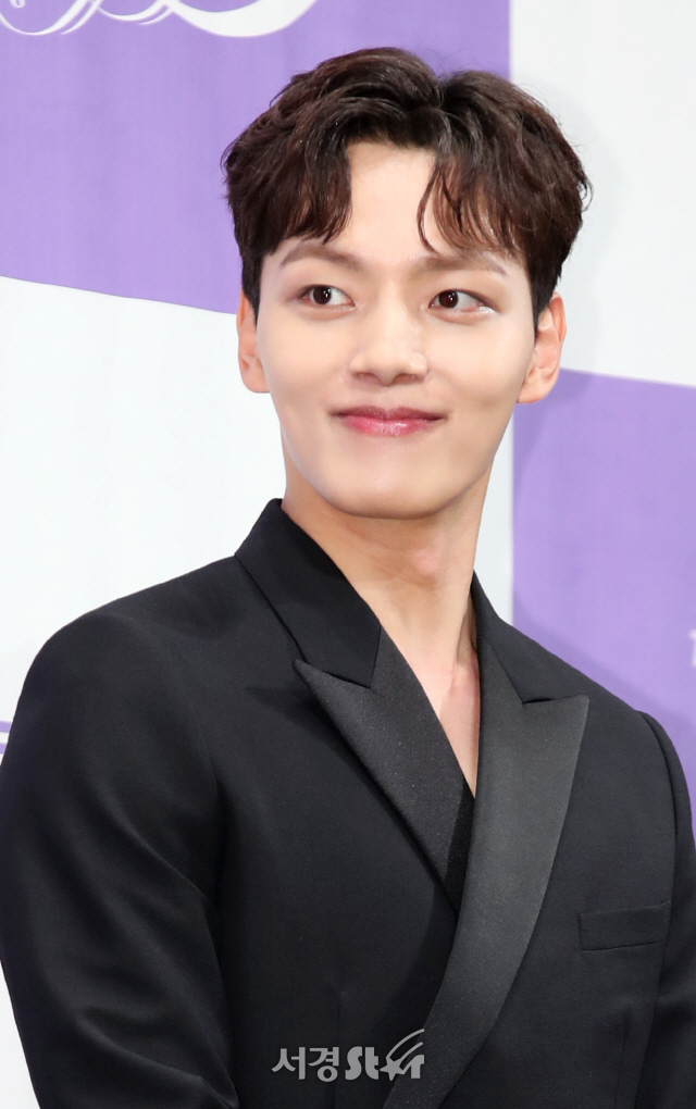  여진구 나이 키 드라마 학력 고향 군대 영화 출연작 데뷔 몸무게 혈액형