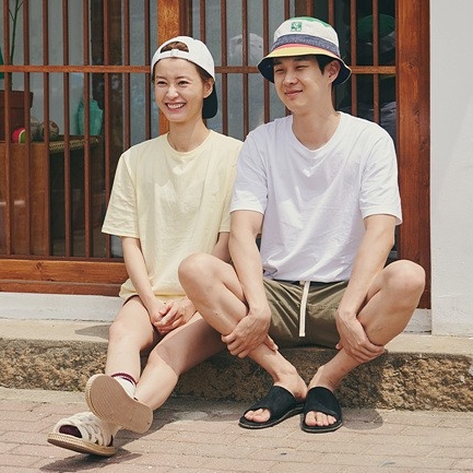 tvN 여름방학 첫방 재밌겠네요 정유미 최우식 박서준 나이 차이