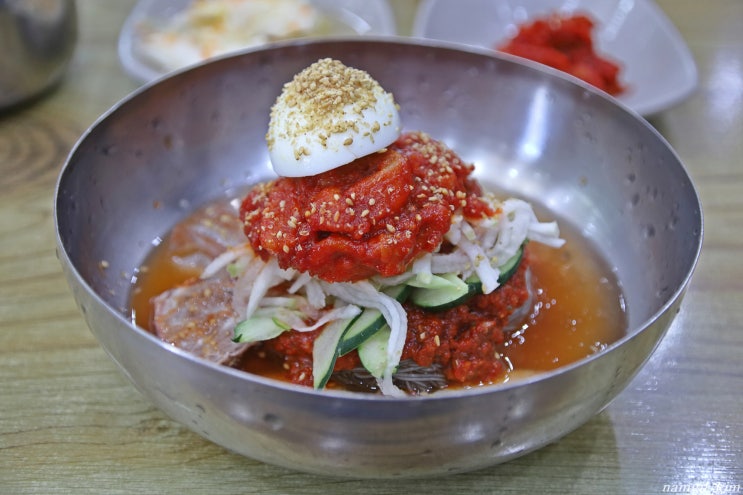 갯배타고 가는 속초 아바이마을 맛집에서 먹어본 맛있는 명태회냉면