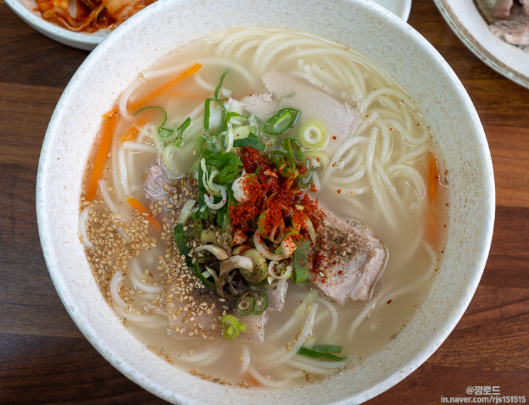 제주 시청 맛집 백종원이 인정한 장수물식당 고기국수 잊지 못해