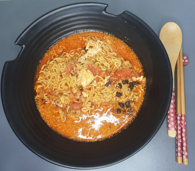 천러라면 레시피 및 메인 재료 라오깐마소스와 홍샤오우육면 소개