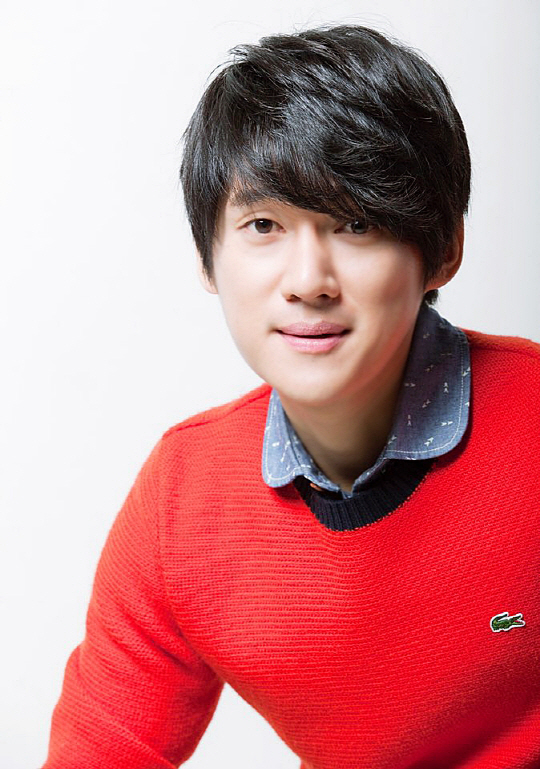  송창의 나이 아내 부인 직업 결혼 와이프 나이차이 오지영 남편 자녀 딸 송하율 드라마 영화 출연작 키 학력 몸무게 혈액형 데뷔 종교 소속사 군대 인스타