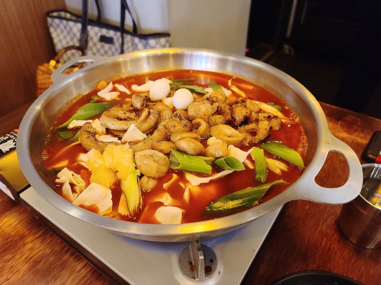강남역 곱창떡볶이 곱스떡스 색다른 콜라보의 존맛 후기 강남역 곱창떡볶이 곱스떡스 색다른 콜라보의 존맛 후기