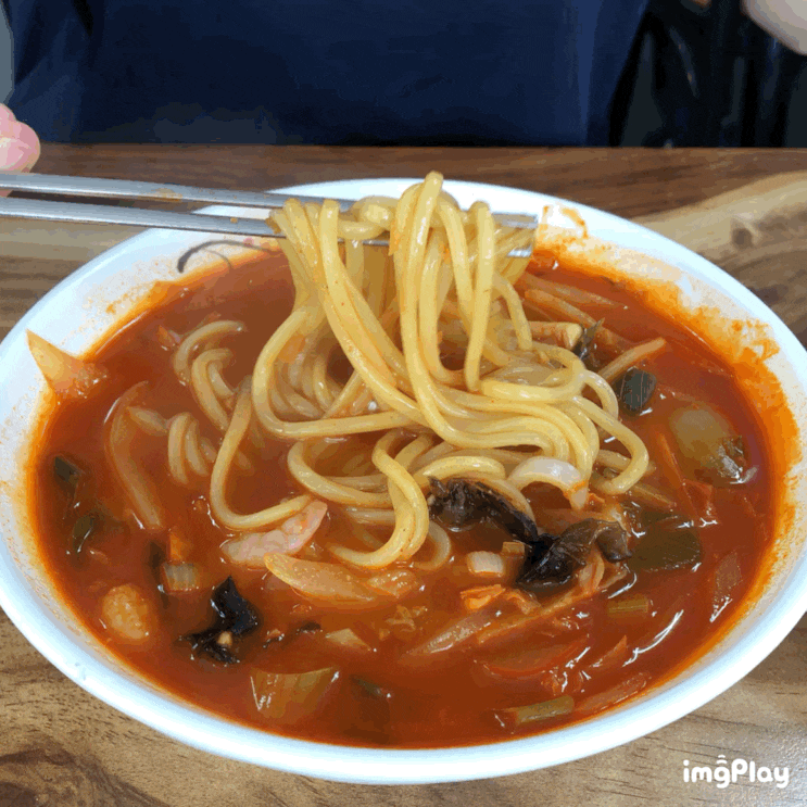  강릉 로컬 짬뽕 맛집 “강릉옛짬뽕”