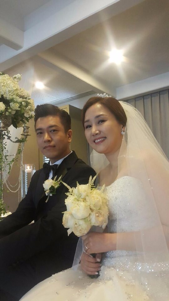  소찬휘 나이 전남편 직업 로이 결혼 부인 아내 노래 재혼 이혼 사유 윤준하 동거 전남친 이정헌 키 학력 고향 본명 소속사 가족관계 데뷔 몸무게 혈액형