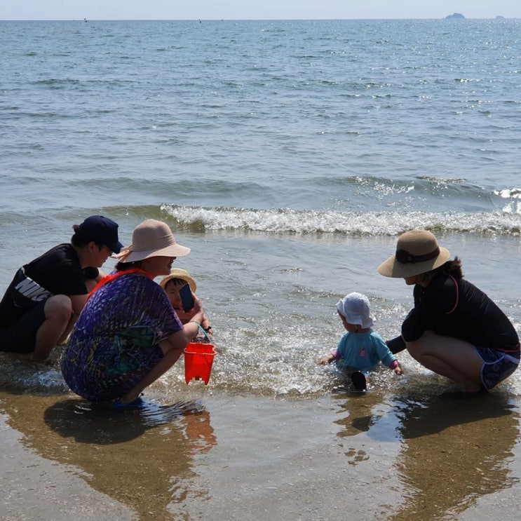  13개월아기랑 태안 가볼 만한 곳, 한적한 굴혈포해수욕장