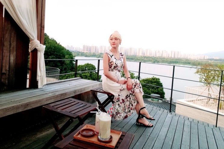  남양주 카페 로스니버거 수제버거 카페트와 루프탑카페