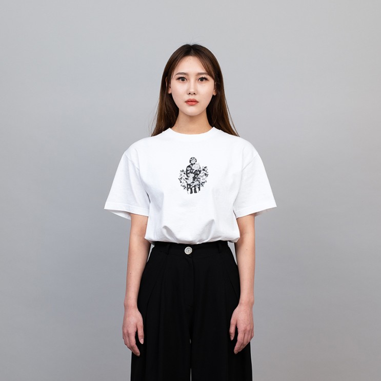 위안부를 위한 의미있는 패션... '평화의 소녀상' 티셔츠