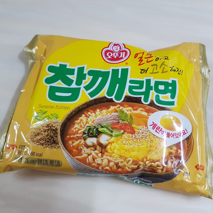  오뚜기 참깨라면 봉지 라면 칼로리(열량) 및 영양성분 정보 맛