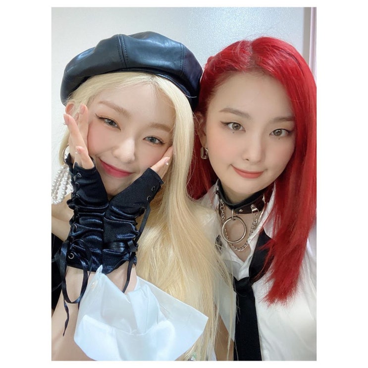 레드벨벳 아이린 & 슬기 '몬스터' 헤어 스타일 / 순수청담본점 헤어 메이크업 스타일 레드벨벳 아이린 & 슬기 '몬스터' 헤어 스타일 / 순수청담본점 헤어 메이크업 스타일