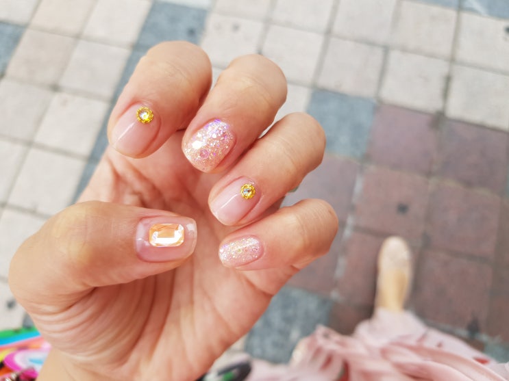 석촌네일 네일부띠끄 잠실점 블링하게 석촌네일 네일부띠끄 잠실점 블링하게