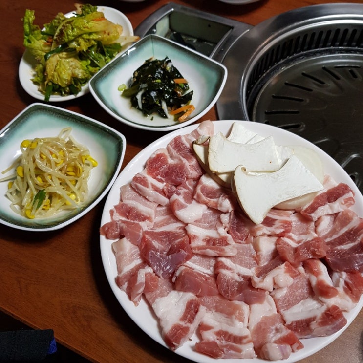  한옥정  답십리 맛집 인정~ 삼겹살맛집이네